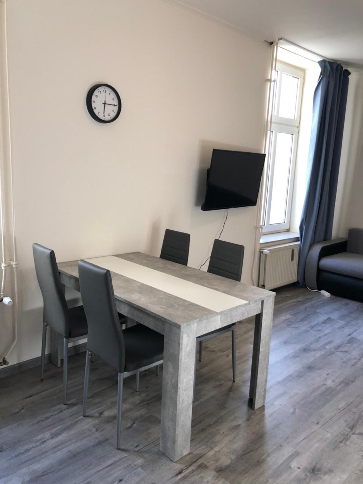 Apartment Monteurwohnungen In Der Residenz Am Kurpark